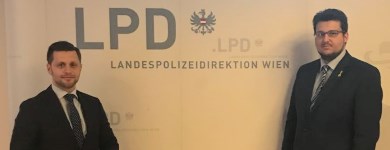 Mit meinem Landtagskollegen Chris Schulenburg bei der Landespolizeidirektion Wien.