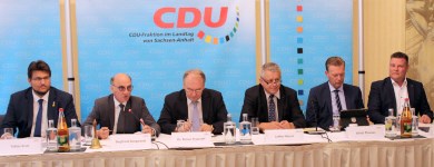 Podium während der Klausurtagung (Quelle CDU Landtagsfraktion)