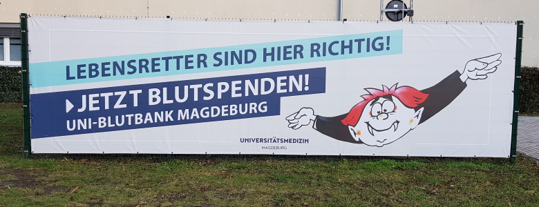 Plakat bei der Uni-Blutbank Magdeburg