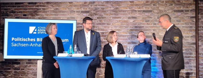 Diskussionsrunde bei der Konrad-Adenauer-Stiftung